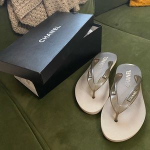 Chanel thong flip flops size 7/8